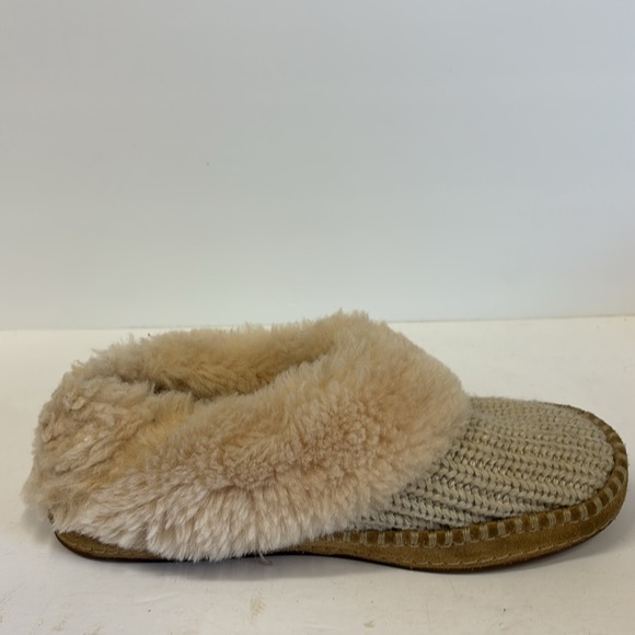 Ugg Wrinn Beige Knit Slippers - Picture 6 of 12